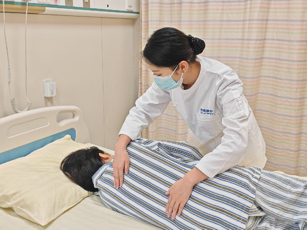 媒体管家|泰心康护:探索免陪照护之路 推动前沿科技服务应用落地