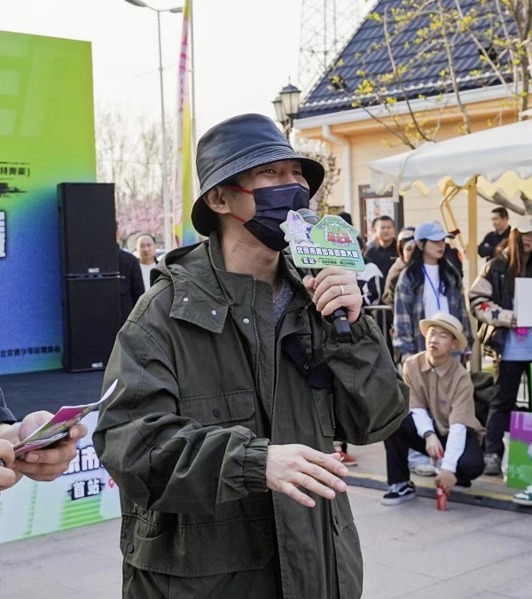 1712391794362134.jpg 2c81c1b2787d625f18b8d2d1b17baf3.jpg