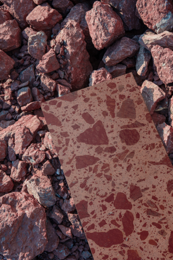 东鹏控股出席2025无锡绿色低碳产业招商对接会，共探城市可持续发展未来(图8)